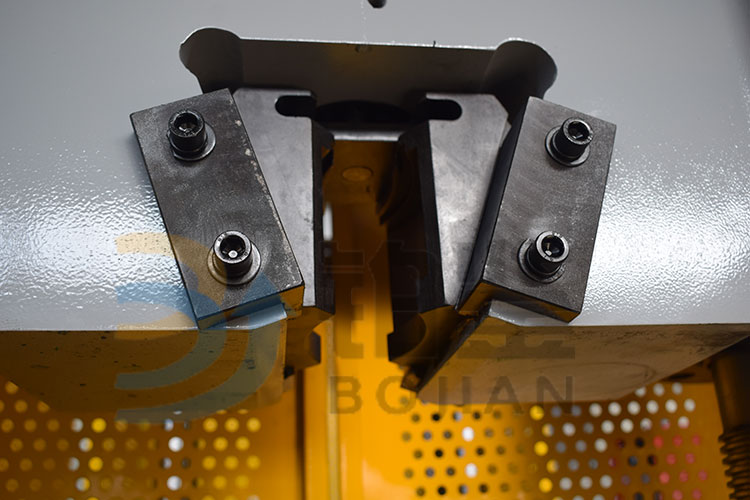 BJWE-S1000D數顯式液壓萬能試驗機