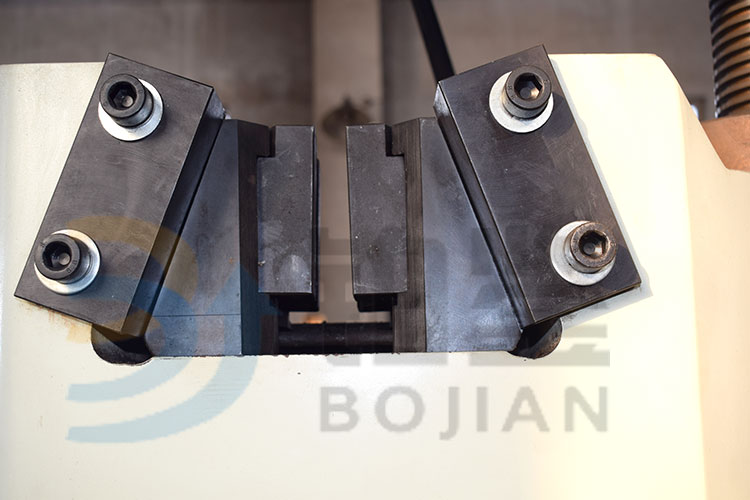 BJWE-S1000D數顯式液壓萬能試驗機