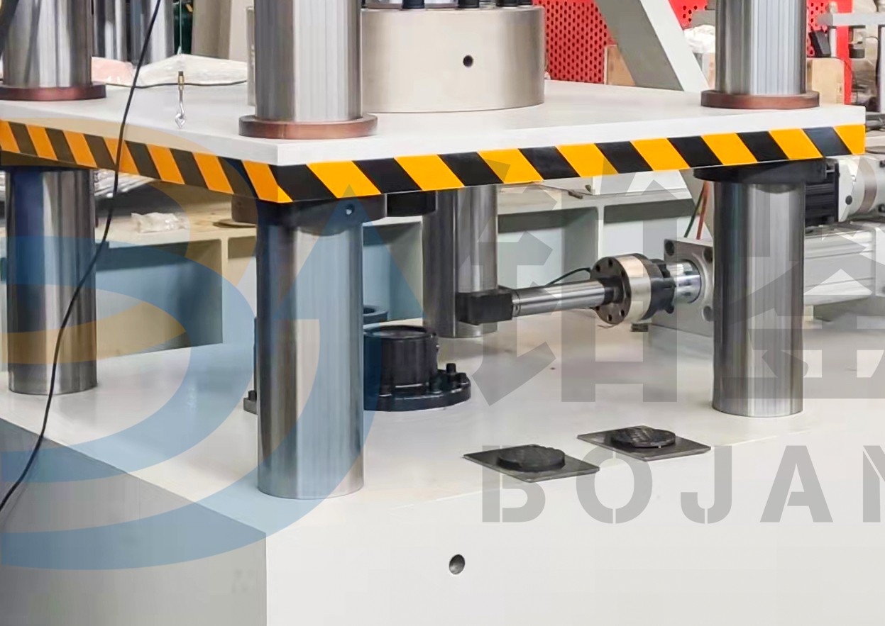 鐵路橋梁盆式支座滑板初始靜摩擦系數和線磨耗率試驗臺