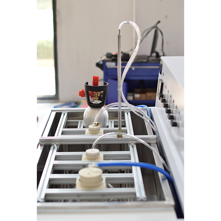 軟管耐燃?xì)馔高^(guò)性能試驗(yàn)裝置